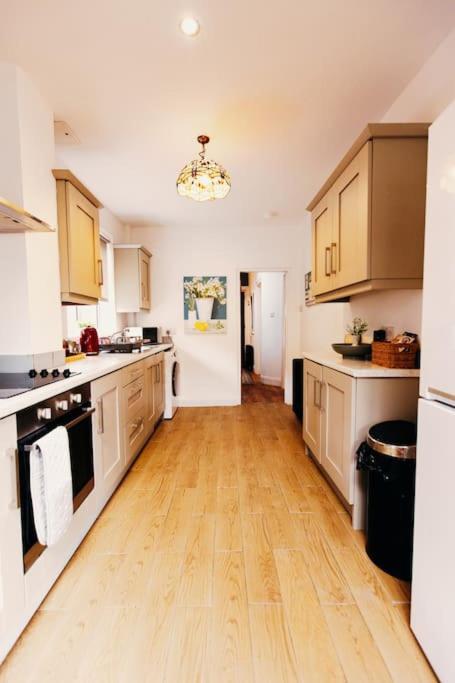Friars Bush House Belfast - Stunning 4 Bedroom Detached House In Exclusive Queens Quarter Luxury Belfast City Centre المظهر الخارجي الصورة